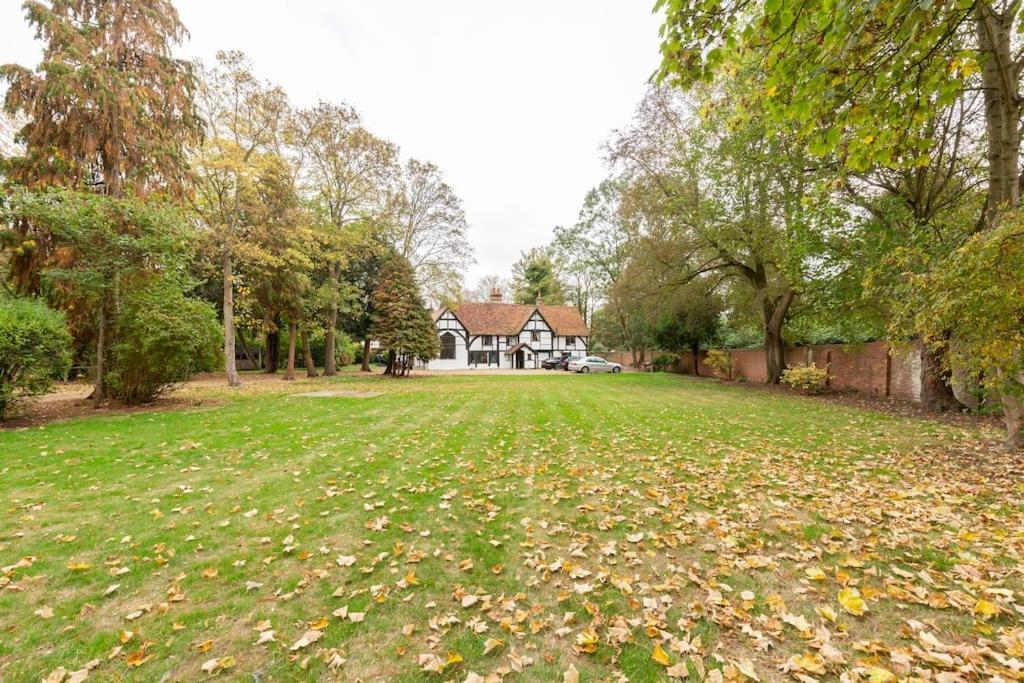 Windsor Legoland 5 Star For Upto 14 Guests Holiday home